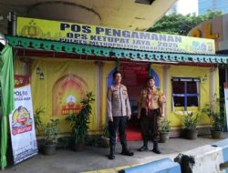 Kapolsek Cempaka Putih Cek Kesiapsiagaan Pospam TL Coca Cola dalam Operasi Ketupat Jaya 2025