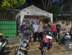 Bhabinkamtibmas Karet Tengsin Siaga Penuh Jaga Kamtibmas Bersama Para Ketua RW,RT, Pokdarkamtibmas Dan Warga