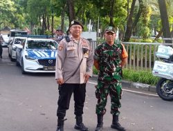 Patroli Gabungan Personel Patmor Menteng Dan Babinsa Antisipasi Gangguan Kamtibmas Di Taman Menteng