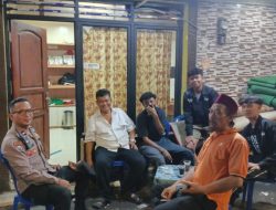Sambang Pos Sekretariat RW, Bhabinkamtibmas Kampung Rawa Ajak Ketua RW, Pengurus RT, dan Satkamling Tingkatkan Keamanan Wilayah Libur Lebaran