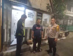 Bhabinkamtibmas Sambangi Petugas Satkamling, Himbau Tingkatkan Keamanan Pasca Lebaran
