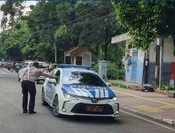 Polsek Metro Gambir Tertibkan Parkir Liar di Sekitar Monas