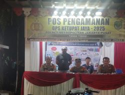 Apel Malam dan Pengecekan Pos Pengamanan Ops Ketupat Jaya 2025 di Pos Pam Kota Paris