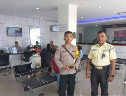 Patroli Dialogis di Ruko Roxy Mas, Polisi Ajak Satpam Jaga Lingkungan Aman dan Kondusif