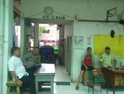 Bhabinkamtibmas Harapan Mulia Gencarkan Sambang dan Cooling System di Pasar Bedeng