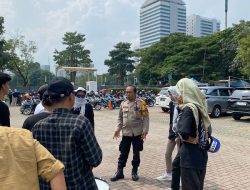 Polisi Jaga Keamanan Aksi Unjuk Rasa di Monas, Kapolres dan Kapolsek Tegaskan Fokus Pada Ketertiban