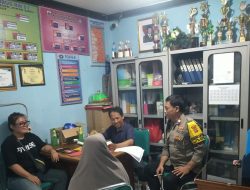 Cegah Kejahatan, Bhabinkamtibmas Polsek Johar Baru Patroli Balai Warga RW 03 Galur