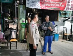 Patroli Dini Hari, Sat Binmas Sambangi Pos Kamling RW 03 Gambir