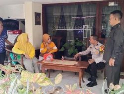 Dekatkan Diri dengan Warga, Bhabinkamtibmas Sambangi Ketua RT di Cempaka Putih Timur