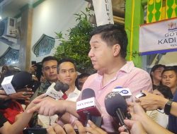 Gotong Royong Membangun Harapan: Polisi, TNI, Pemda dan Warga Bersatu Renovasi Kampung Rawa