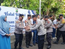 Kebersamaan dan Haru Warnai Halal Bihalal dan Pelepasan Purna Tugas di Polsek Senen