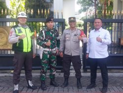 Polsek Metro Gambir Laksanakan Pengamanan Aksi di Depan Mahkamah Agung