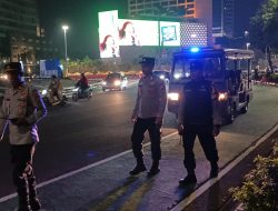 Patroli Cipkon Menteng Pemantauan Bundaran HI, Himbauan Warga Untuk Pulang Ke Rumahnya