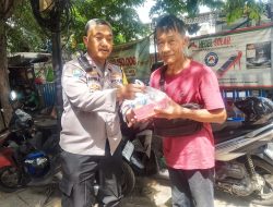 Aksi Sosial Polsek Sawah Besar Dalam Jumat Berkah, Di Pemukiman Warga