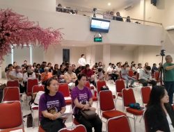 Pengamanan Ketat Kebaktian Jumat Agung di GKRI Karang Anyar