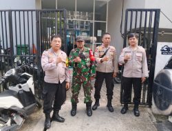 Keamanan Paskah Terjamin, Bhabinkamtibmas dan Tiga Pilar Siaga di Gereja GPIB Narwastu
