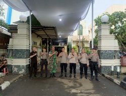 Pengamanan Ketat Misa Jumat Agung Di Gereja ST. Paskalis, Kapolsek Cempaka Putih Tinjau Langsung Lokasi