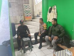 Polsek Metro Gambir Sambangi Pasar Petojo Ilir, Ajak Kolaborasi Jaga Kamtibmas yang Aman dan Nyaman