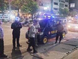 Tindak Kejahatan Dini Hari” Aman Dengan Penjagaan Dan Patroli Jalan Kaki Di Komplek Ruko