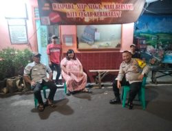 Bhabinkamtibmas Duri Pulo Laksanakan Sambang dan Cooling System di Pos Kamling RW 09