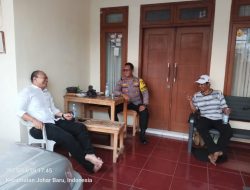 Bhabinkamtibmas Kampung Rawa Sambangi Tokoh Masyarakat, Perkuat Sinergi Jaga Kamtibmas