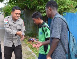 *“Satgas Damai Cartenz Tanamkan Nilai Positif pada Pelajar Mimika Lewat Sentuhan Humanis”*
