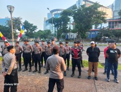 Pengamanan Hari Buruh 2025, Polsek Kemayoran Terjunkan 27 Personel di Pertigaan Indogrosir