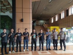 Solid dan Terkoordinasi: Pengamanan Massa Luar Kota di Monas Berjalan Lancar