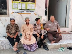 Bhabinkamtibmas Kebon Kosong Sambangi Mushola Nurakhlaq, Ciptakan Rasa Aman Warga Kemayoran