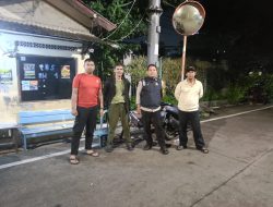 Polisi Sambangi Pos Kamling, Antisipasi Keamanan di Jakarta Pusat