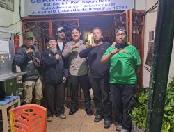 Arahan Oleh Bhabinkamtibmas Kartini Kepada Linmas Di Pos Siskamling RW. 03
