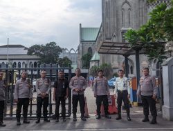 Polisi Amankan Misa Minggu di Gereja Katedral, Jakarta Pusat