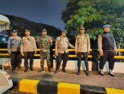 Tengah Malam, Polsek Menteng Gelar Patroli Cipkon Di Menteng-Tenggulun, Antisipasi Tawuran Dan Gangguan Kamtibmas