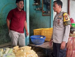 Patroli Kamtibmas dan Komunikasi Aktif Dengan Pedagang Jagung