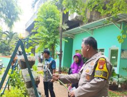 Pantau Tanaman Warga, Polisi dan Pokja Sambangi RPTRA Karang Anyar