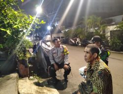 Bhabinkamtibmas Cideng Laksanakan Patroli dan Sambang Satkamling di Jl. Citarum Atas