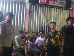 Keamanan Tanpa Kompromi! Bhabinkamtibmas Sambang Poskamling RW 05, Pastikan Keamanan Maksimal!