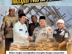 Polres Metro Bekasi Salurkan 50 Sak Semen untuk Masjid Nurul Falah