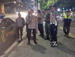 Patroli 3 Pilar Polsek Cempaka Putih Standby di Jalan Ahmad Yani, Antisipasi Balap Liar dan Kejahatan Jalanan