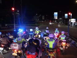 Patroli malam hari cegah aksi premanisme, AKBP Ratna temukan remaja nongkrong dan minum miras