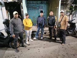 Patroli Malam Jalan Kaki, Bhabinkamtibmas Gunung Sahari Utara Ajak Warga Waspada Gangguan Kamtibmas
