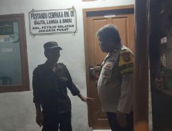 Bhabinkamtibmas Sambangi Satkamling RW 08, Ajak Warga Jaga Kampung dari Tawuran dan Gangguan Keamanan