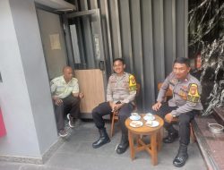 Bhabinkamtibmas Saling Koordinasi Dengan Sico Hotel Memastikan Wilayah Kondusif Dari Premanisme