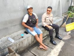 Kapolsubsektor Kayu Awet Kolaborasi dengan Tokoh Masyarakat Jaga Keamanan Tanpa Kompromi!
