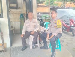 Keamanan Maksimal! Bhabinkamtibmas Johar Baru Sambang ke Pos Security Gedung UKM