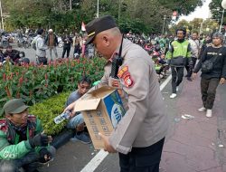 Polsek Metro Gambir Tunjukkan Kepedulian, Wakapolsek Pimpin Langsung Pelayanan Humanis untuk Massa Aksi Ojek Online