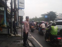 Pengaturan Lalu Lintas oleh Kapolsubsektor Galur, Langkah Tepat Atasi 3C dan Kemacetan