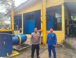Polri Hadir Di Tengah Masyarakat, Antisipasi Banjir Di Pemukiman Benhil
