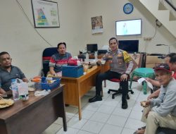 Patroli Rutin dan Sambang Pos RW 05, Langkah Bhabinkamtibmas Cegah Gangguan Kamtibmas
