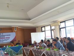 Dukung Pemberdayaan Warga, Bhabinkamtibmas Kampung Rawa Hadiri Sosialisasi Koperasi Merah Putih